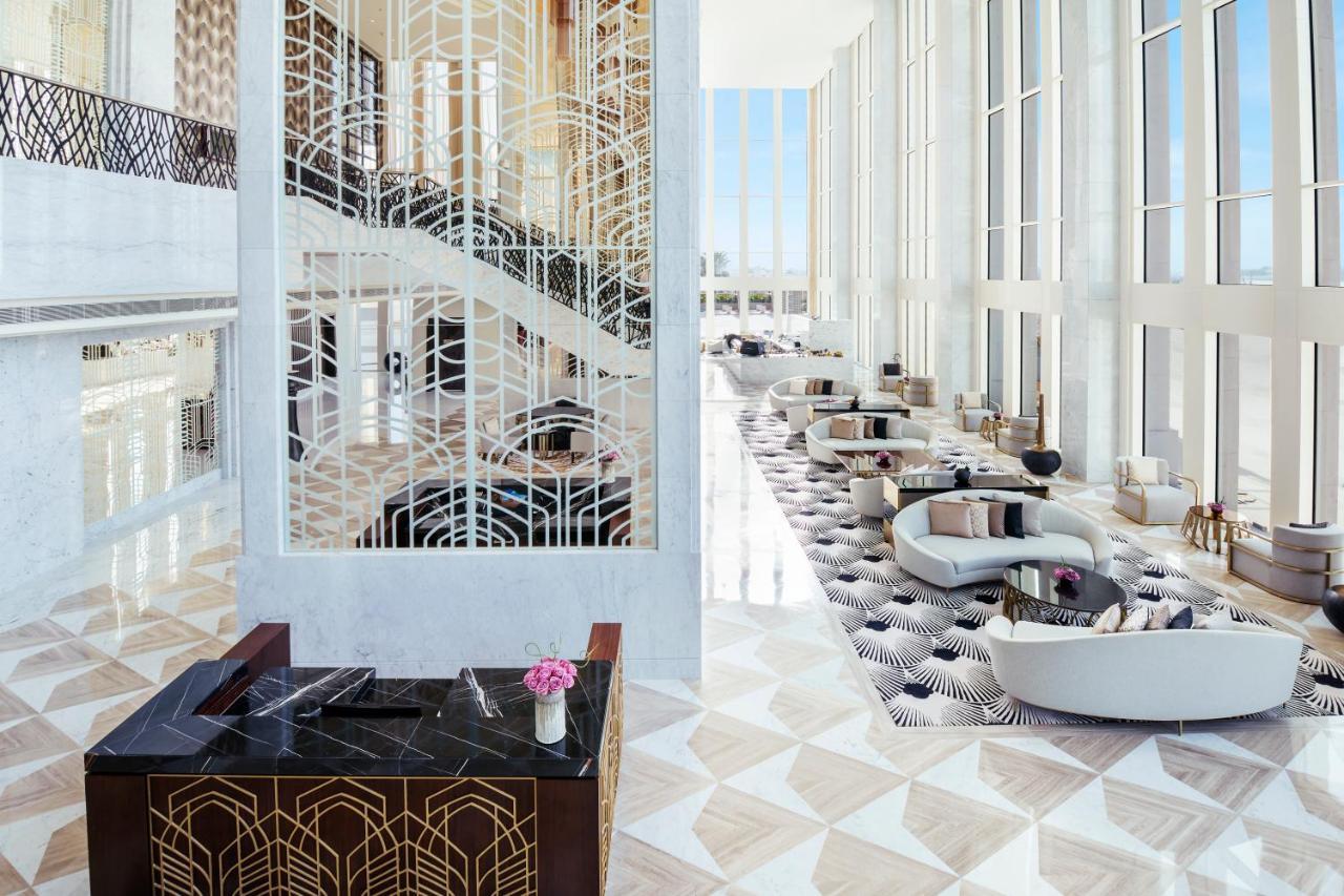 Wyndham Grand Doha West Bay Beach 외부 사진 The lobby of the hotel