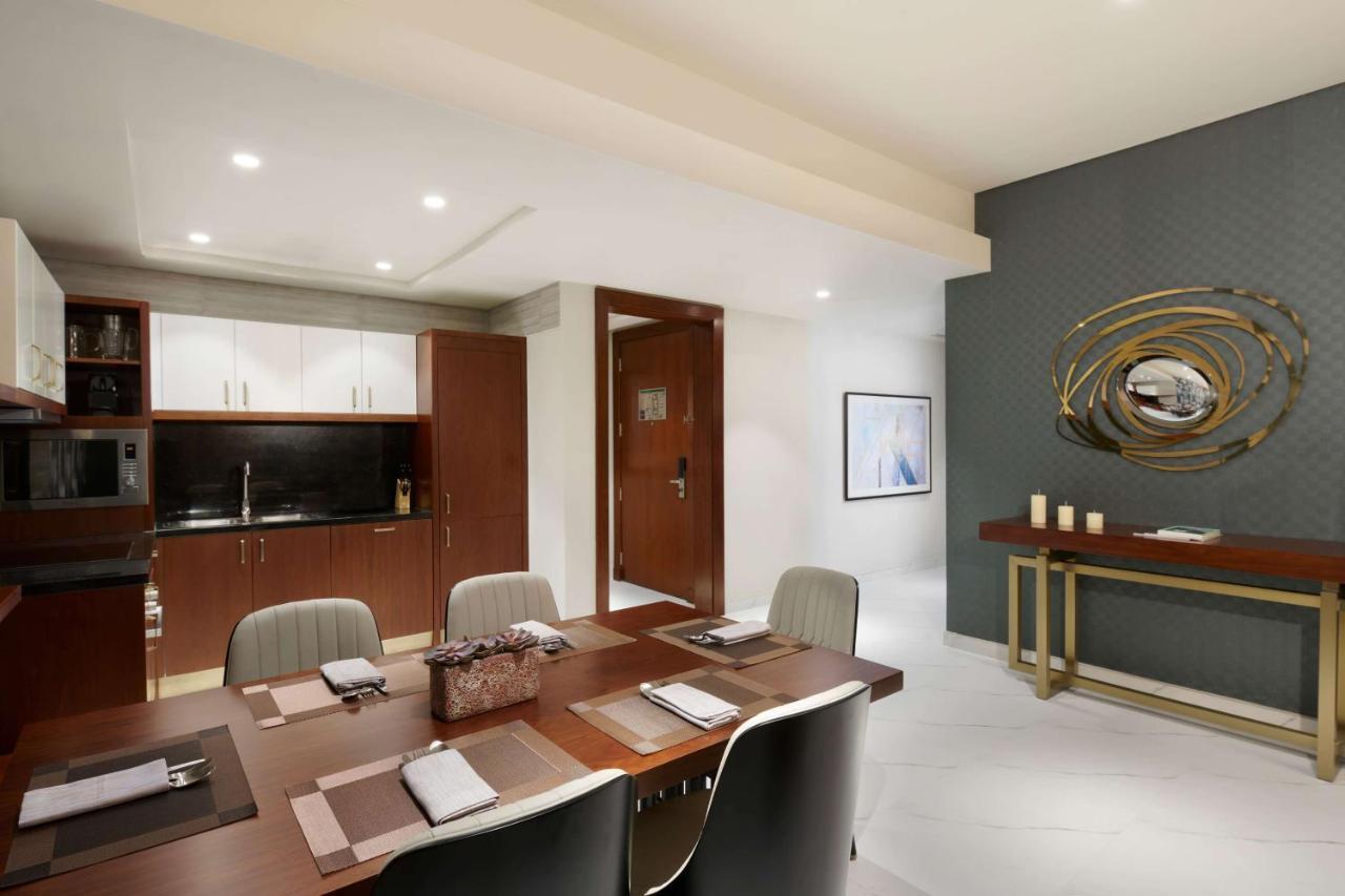 Wyndham Grand Doha West Bay Beach 외부 사진 Office