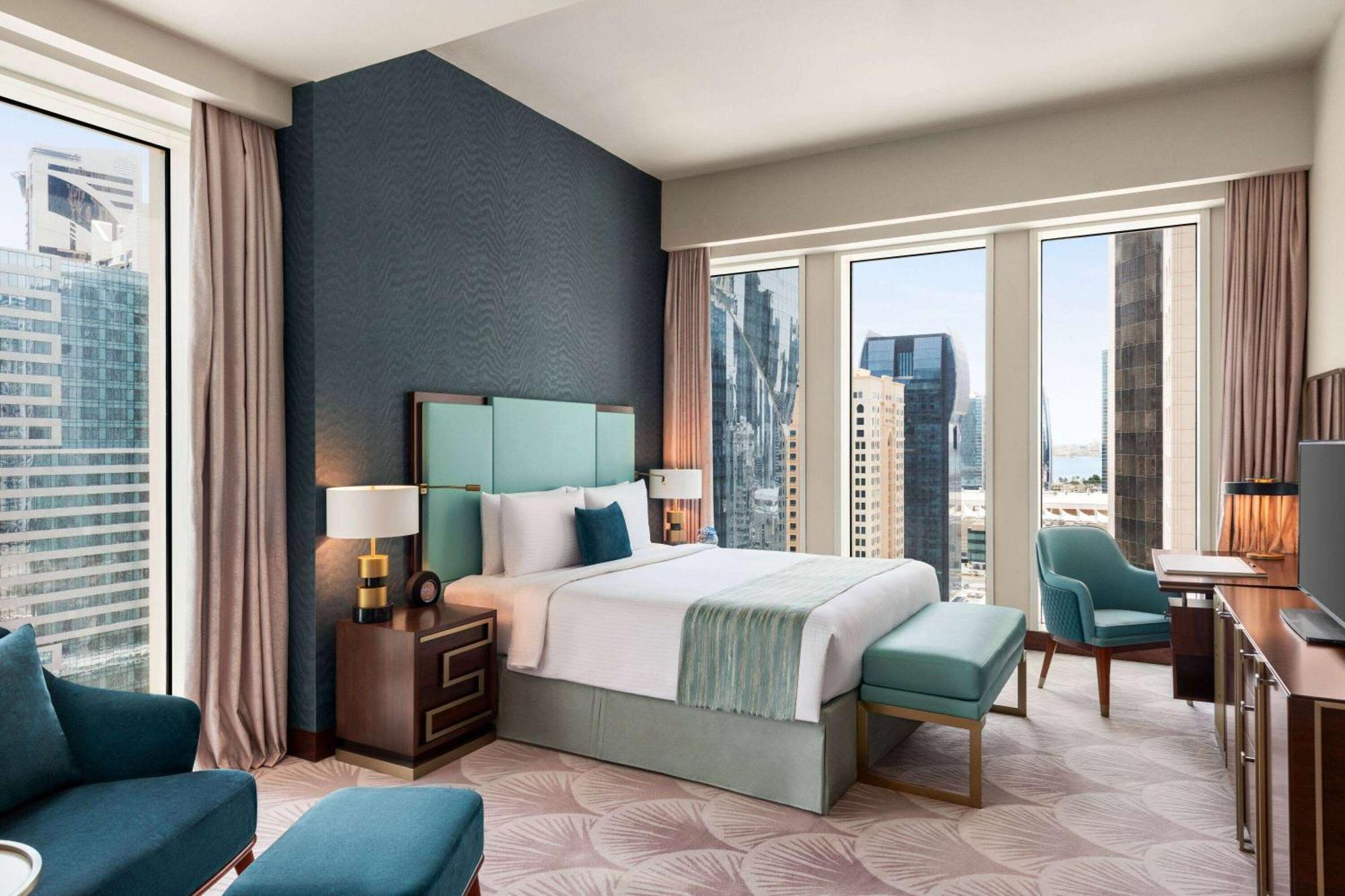 Wyndham Grand Doha West Bay Beach 외부 사진